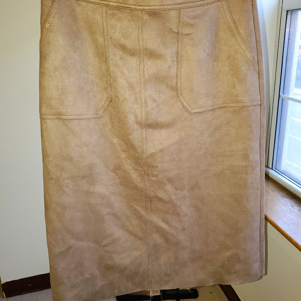 Faux leather skirt